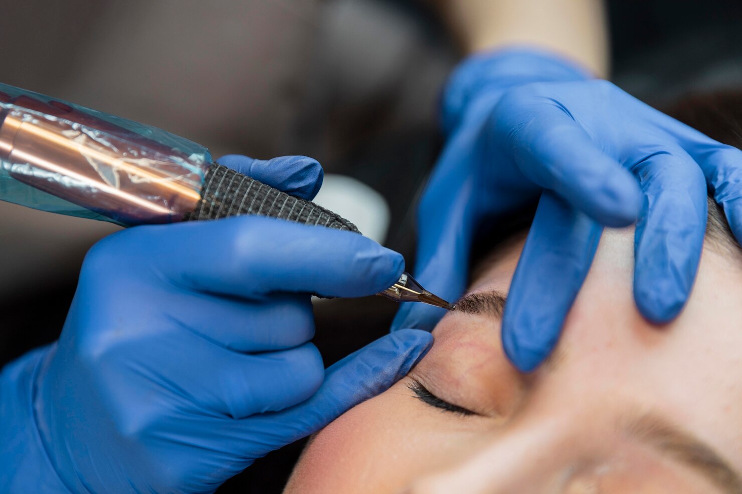 Step 4 : Microblading the Brows